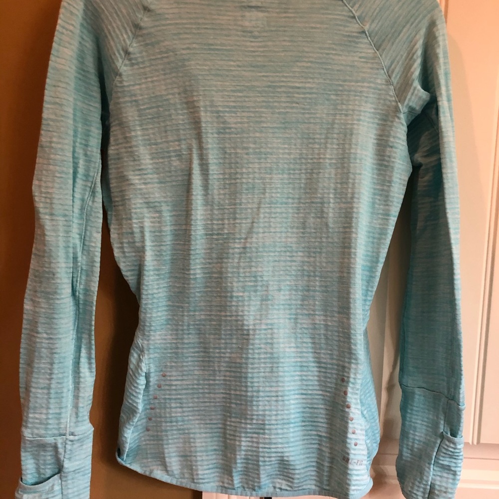 Nike jacket - Picture 2 of 3
